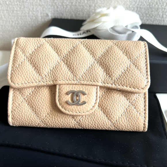 NEW Chanel Classic Card Holder - Picture 2 of 3